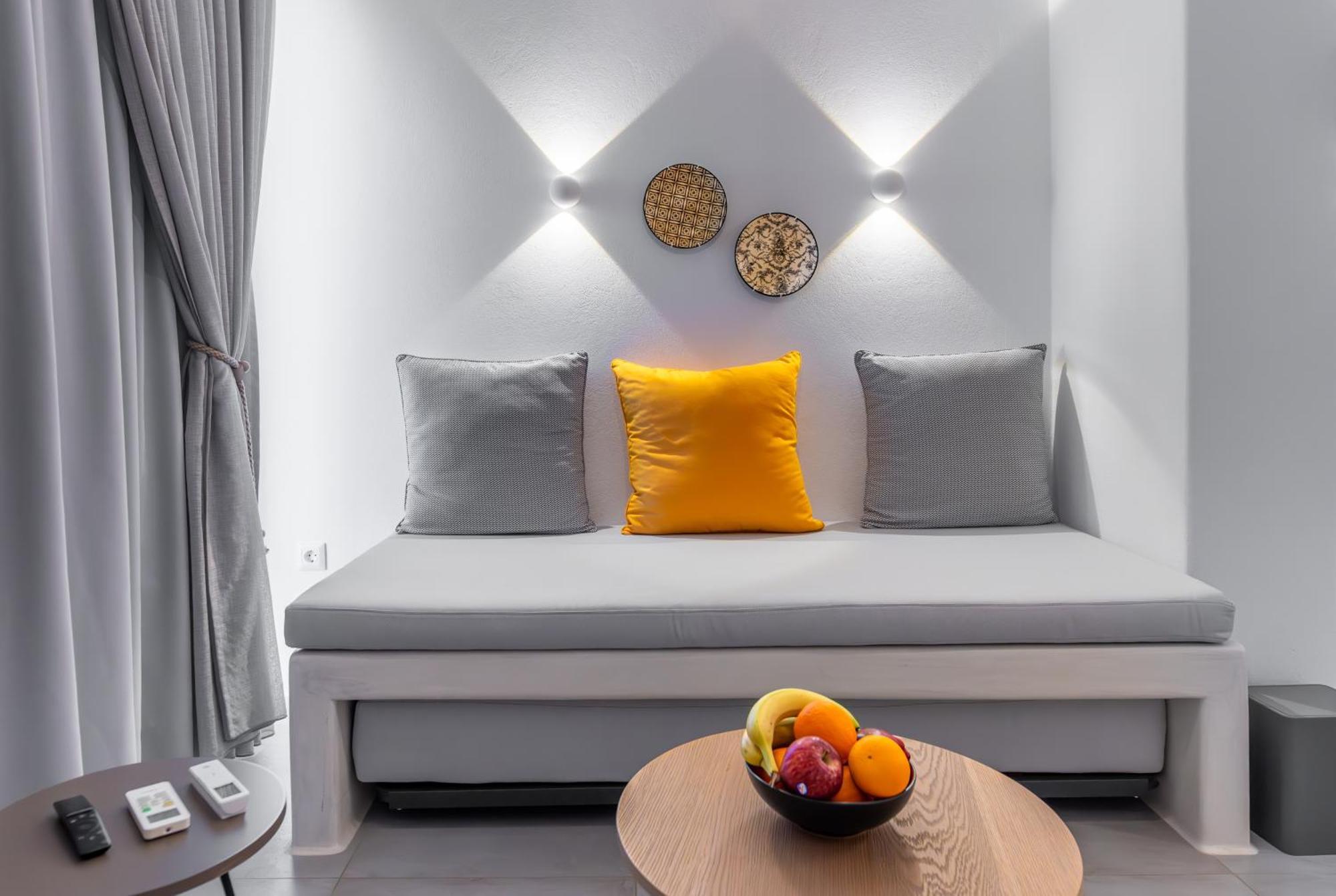 Aelia Suites Adamantas  Exteriör bild