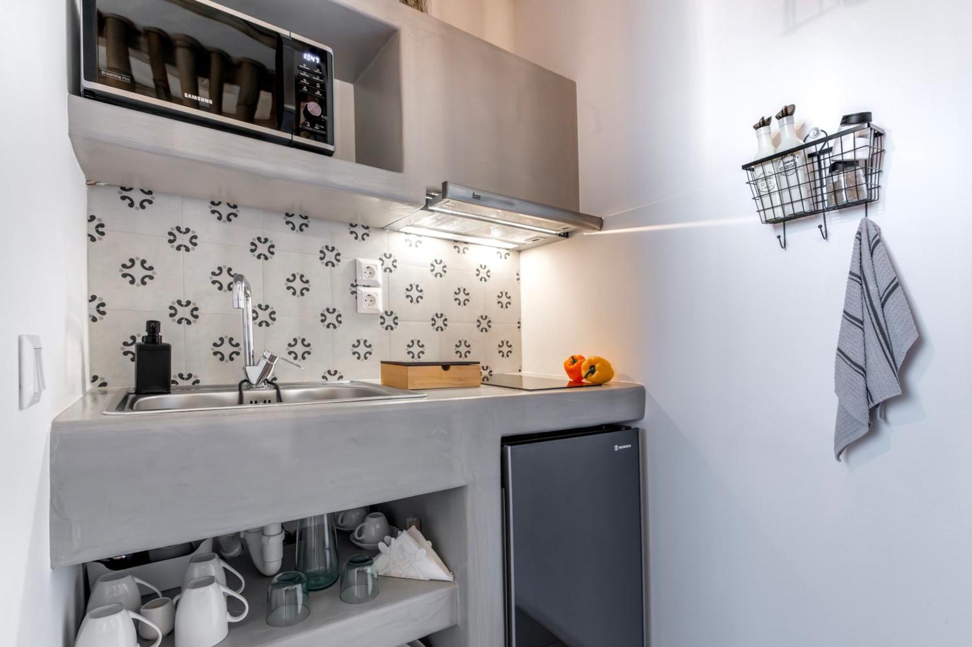 Aelia Suites Adamantas  Exteriör bild