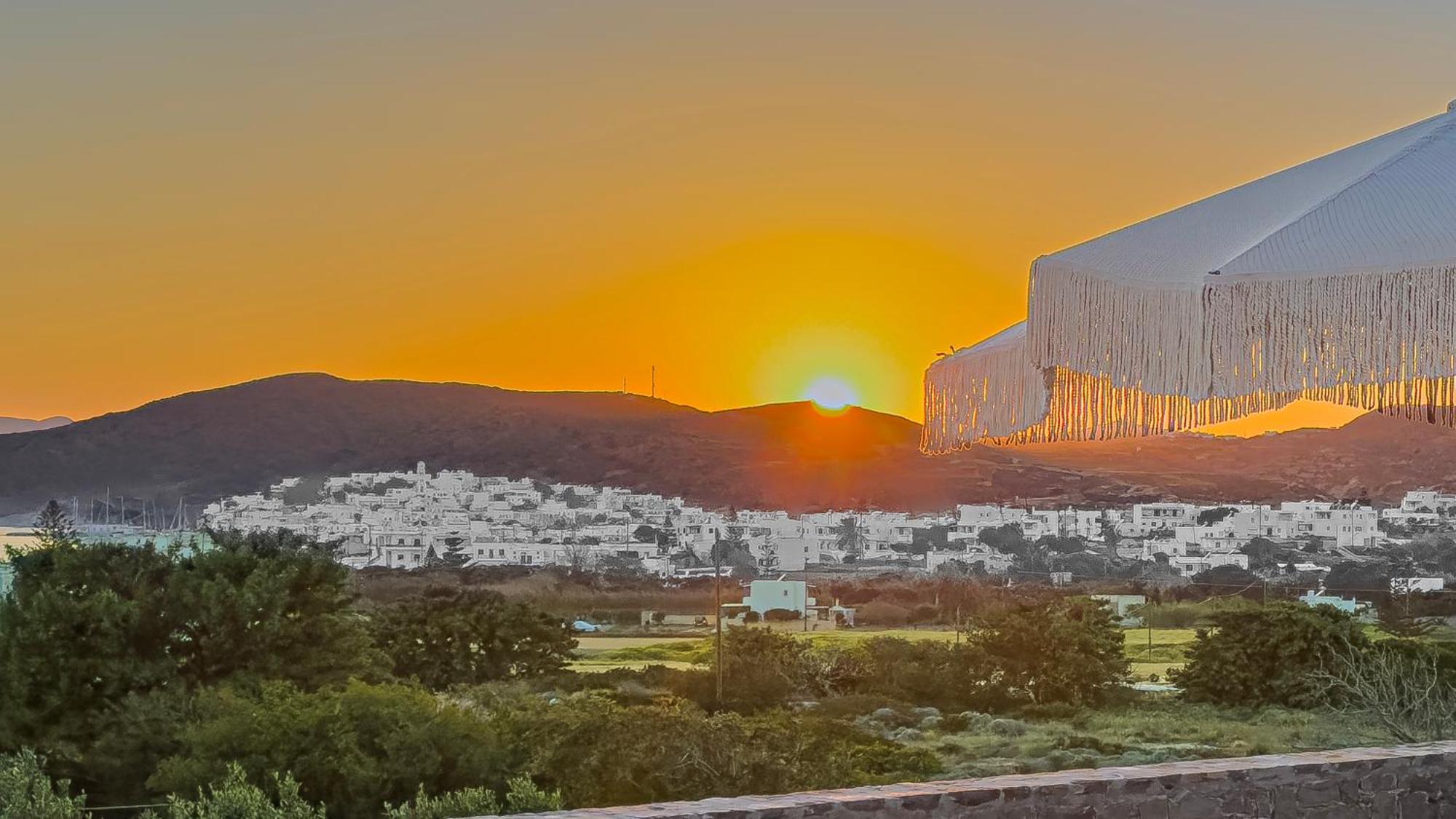 Aelia Suites Adamantas  Exteriör bild