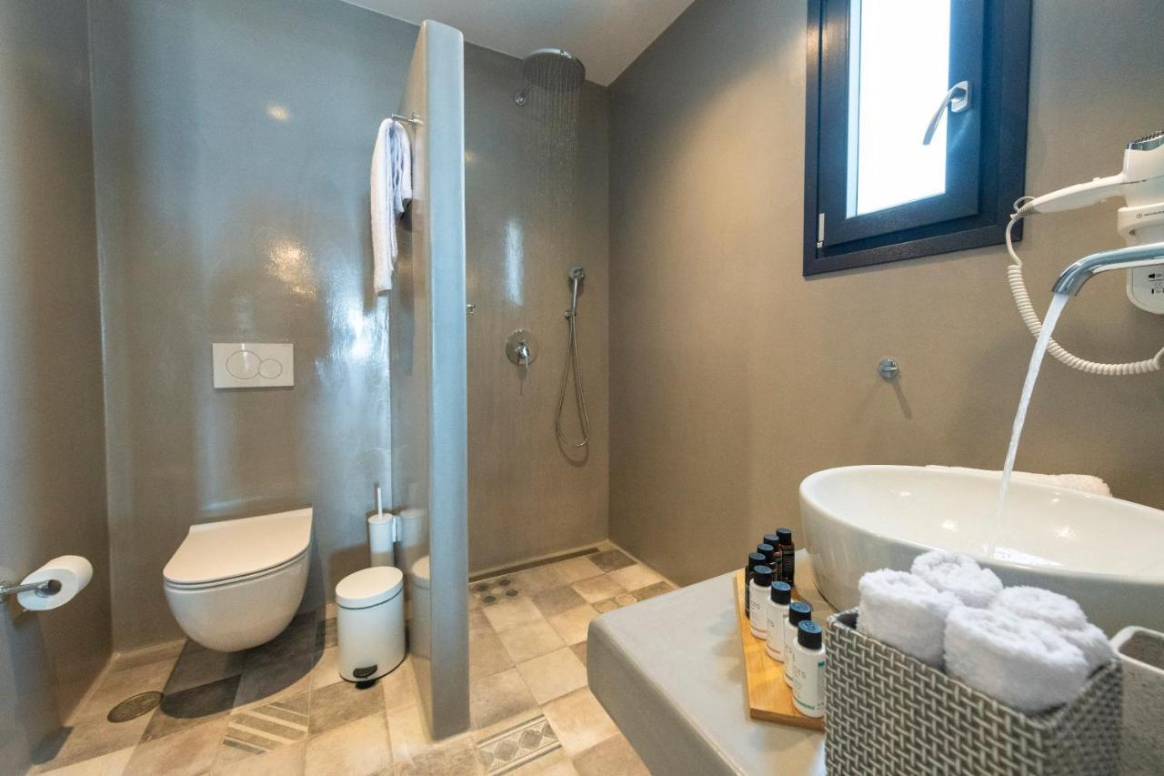 Aelia Suites Adamantas  Exteriör bild