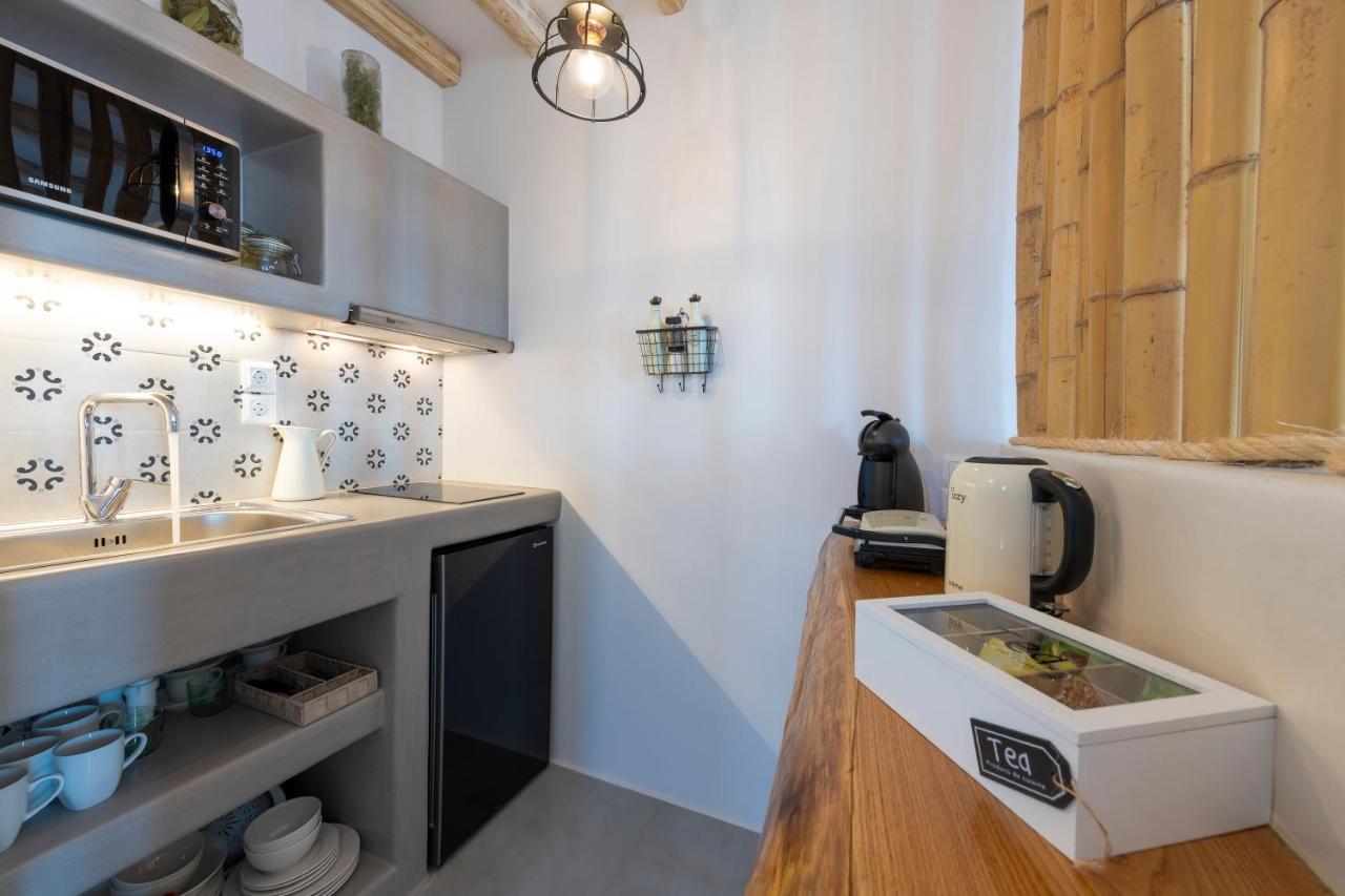 Aelia Suites Adamantas  Exteriör bild