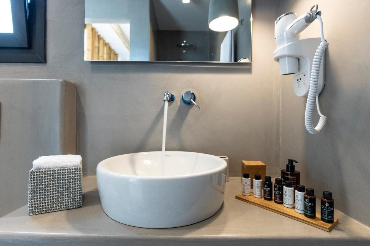 Aelia Suites Adamantas  Exteriör bild