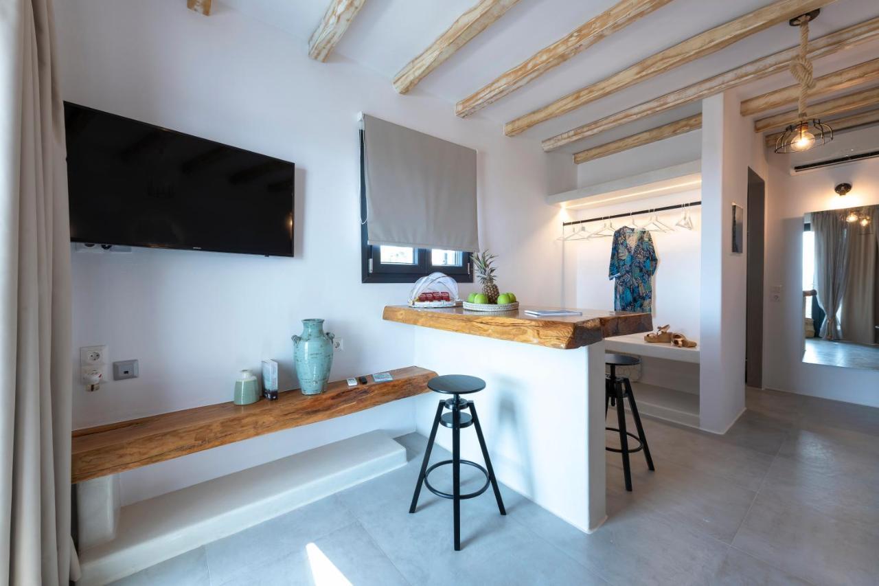 Aelia Suites Adamantas  Exteriör bild